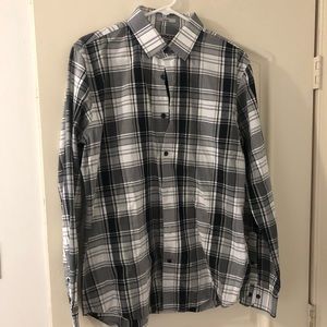 Men’s Large Fitted Express Button down shirt